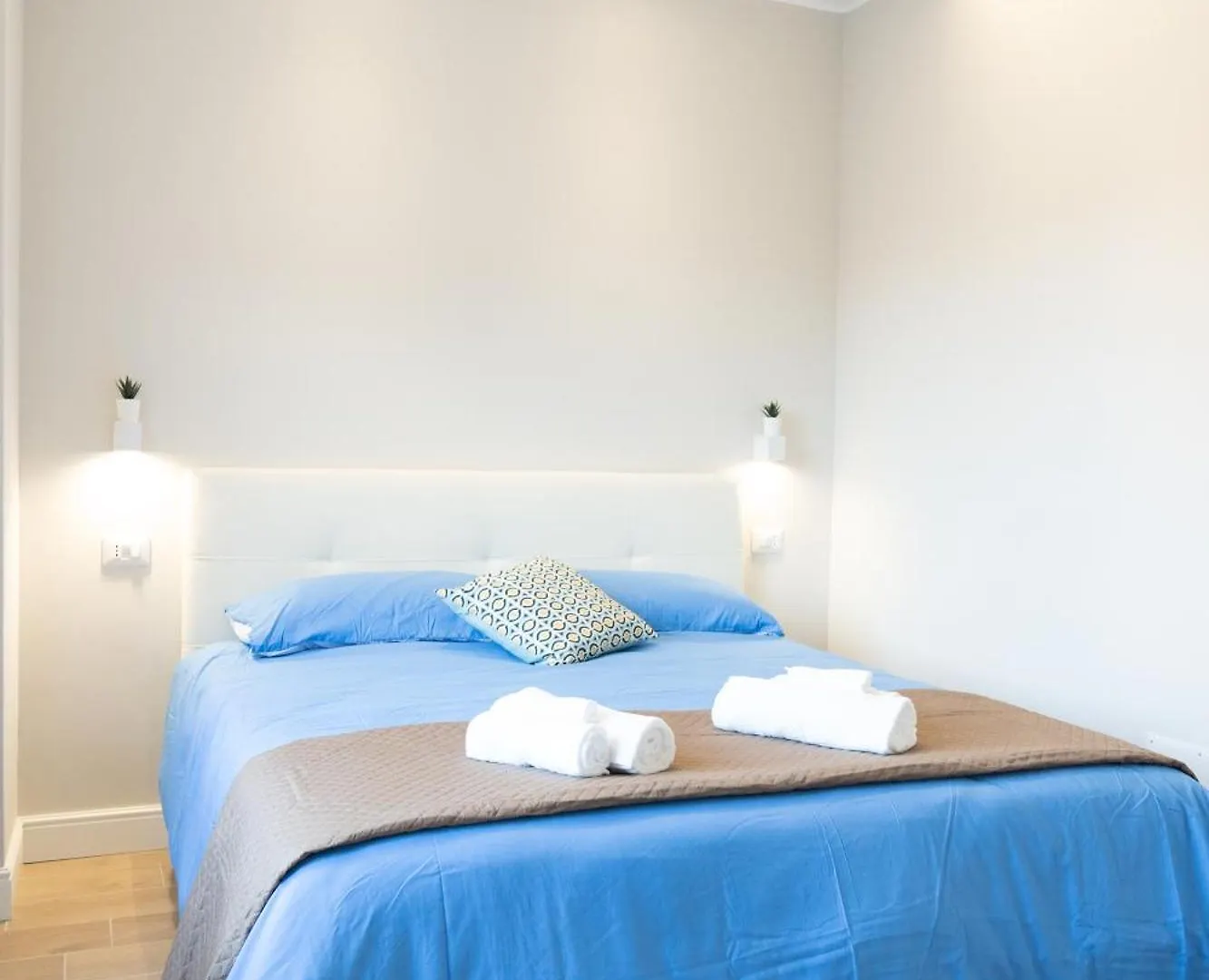 Casa Luna Nel Cuore Di Cagliari A 10 Minuti In Macchina Dalle Spiagge Piu Belle Appartamento
