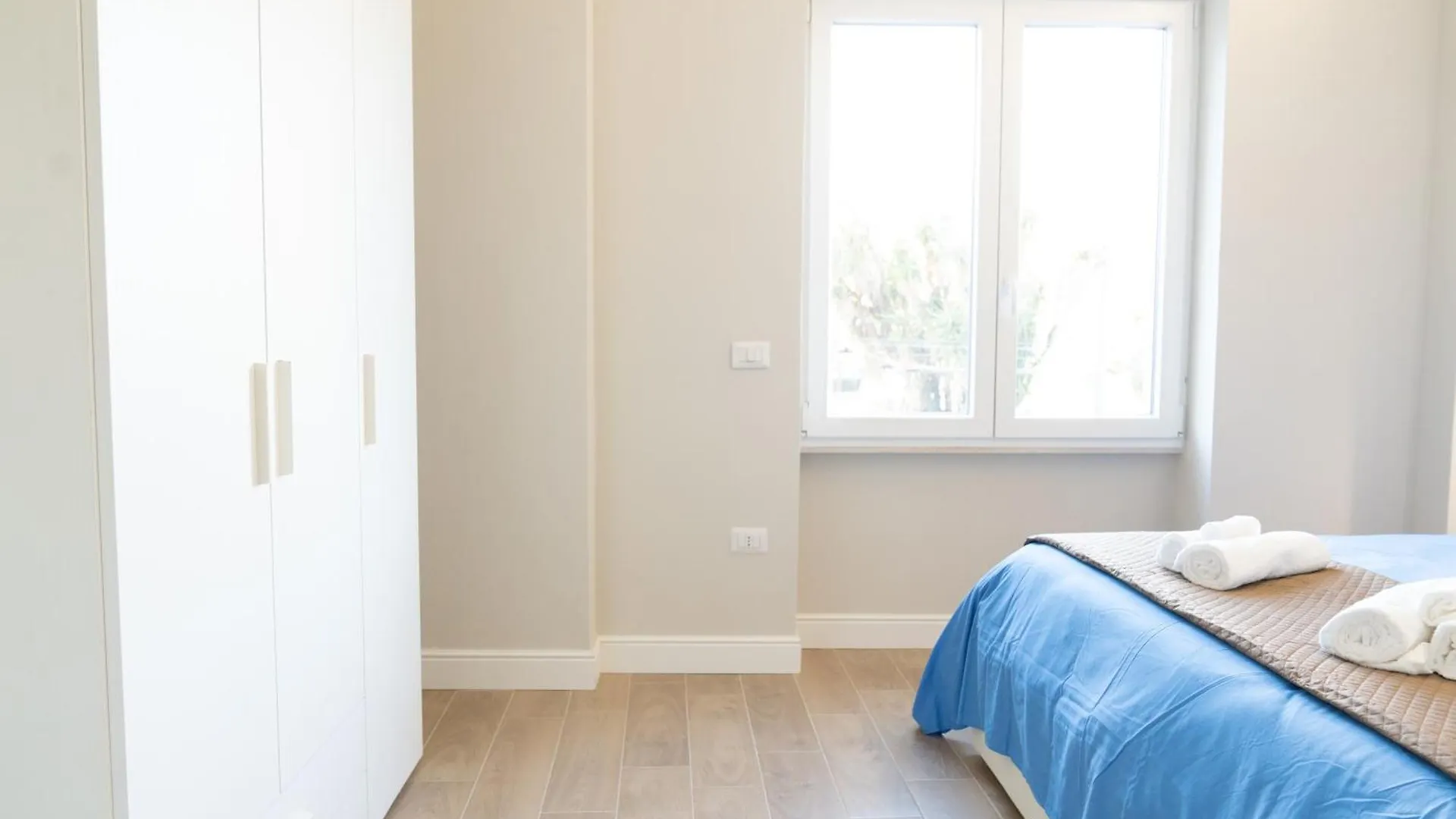 Casa Luna Nel Cuore Di Cagliari A 10 Minuti In Macchina Dalle Spiagge Piu Belle Italia